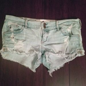 SALE! Hollister Distressed So Cal Stretch Shorts